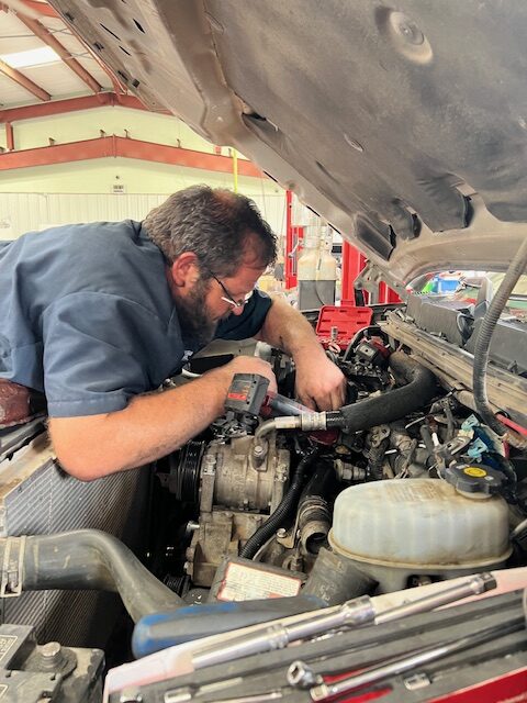 rv. repair Diesel & Automotive Technicians in Dripping Springs, TX | Malone Diesel & Automotive